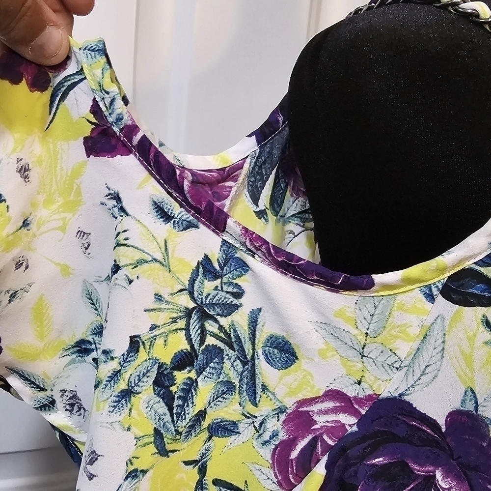 Torrid top size 1 - Picture 10 of 15